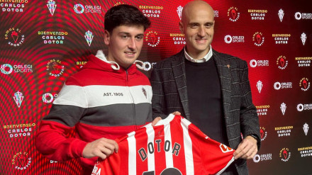 Carlos Dotor junto a David Guerra en su presentación