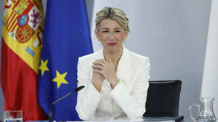 ¿Podemos trabajar menos y vivir mejor, como vende Yolanda Díaz, o sería la ruina económica de España?