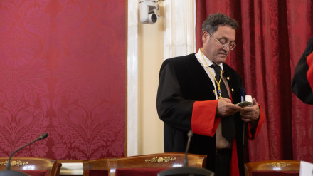 ¿Por qué no cesa Pedro Sánchez al fiscal general del Estado?