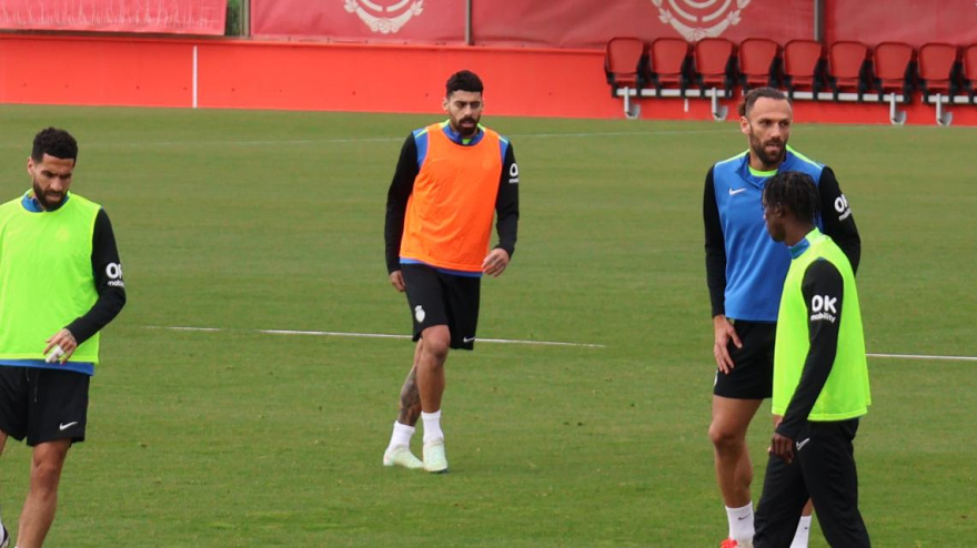 Samu Costa, entrenando hoy con sus compañeros