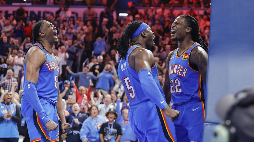 Los Thunder celebran la victoria ante los Lakers