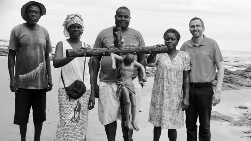 A 150 metro de la Capilla en la que ahora reposa el Cristo con sus Armaos