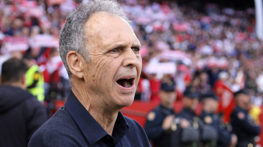 Spanish La Liga EA Sports soccer match Sevilla vs Alaves at Ramon Sanchez Pizjuan Stadium in Sevilla, spain 20 April 2025SEVILLA 20/04/2025JORNADA 32 LIGA EA SPORTSESTADIO RAMON SANCHEZ PIZJUAN900/Cordon Press