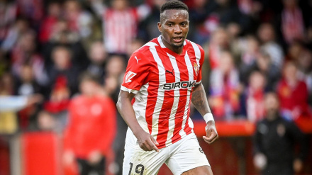 Juan Otero, en un partido con el Real Sporting de Gijón