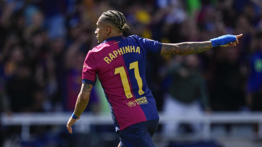 Raphinha celebra el 4-2 del Barcelona contra el Real Madrid