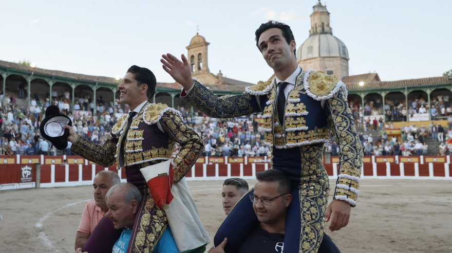 Talavante y Rufo, a hombros en Talavera de la Reina (Toledo)