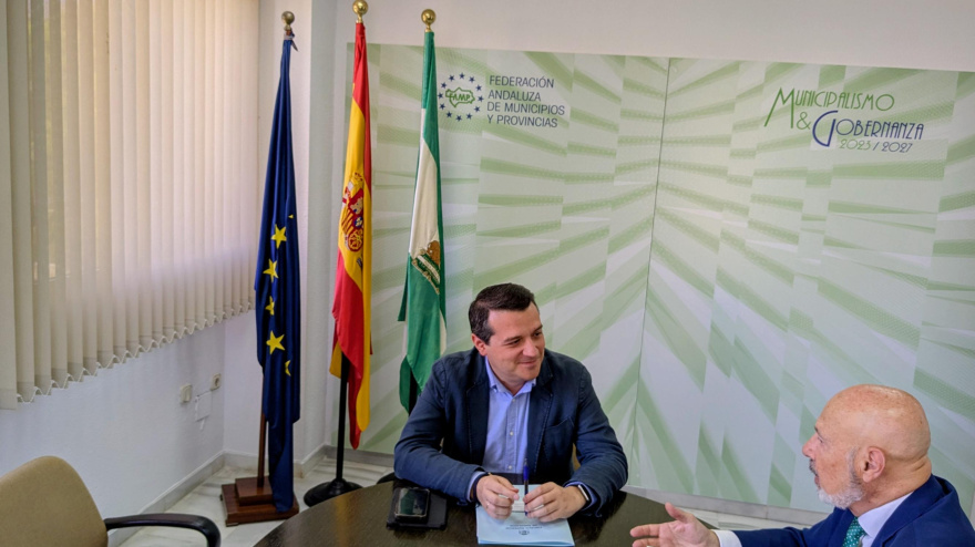 Bellido y el fiscal delegado en Andalucía de Seguridad Vial analizan vías de colaboración entre administraciones