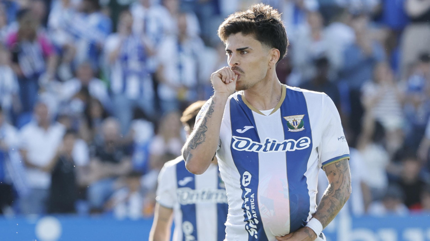 Juan Cruz celebra su gol durante el Leganés-Valladolid