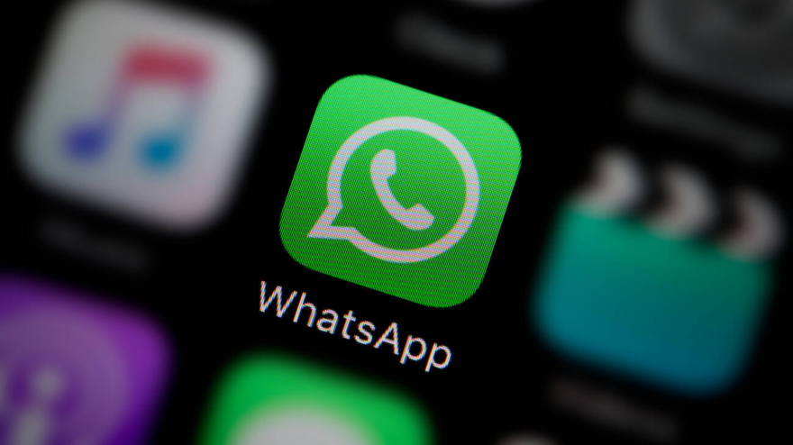 Icono de la aplicación de mensajería visto desde la pantalla de un smartphone