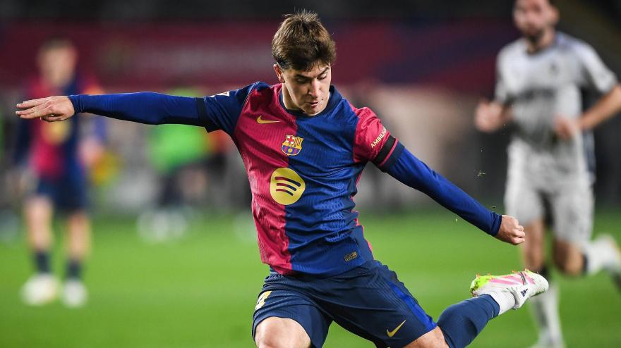 Pablo Torre, durante un partido del Barcelona esta temporada