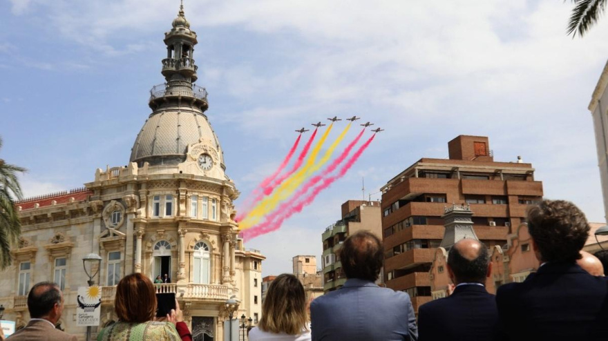 Patrulla Águila sobre Cartagena
