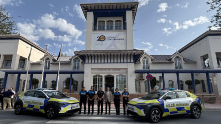 Estos son los dos nuevos vehículos que se incorporan al parque móvil de la Policía Portuaria de Motril