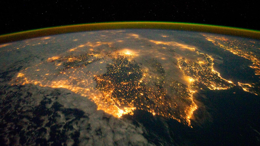 España y Portugal de noche vistas desde la Estación Espacial Internacional