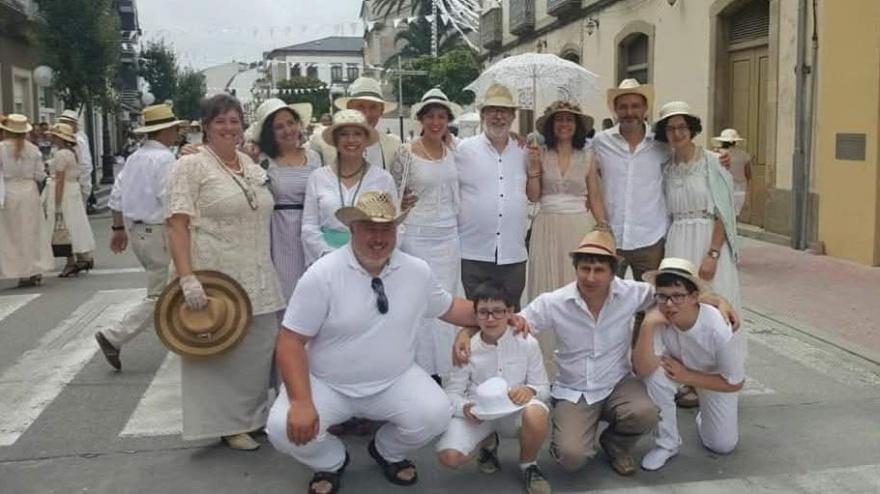 Participantes en una edición anterior del Ribadeo Indiano