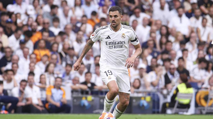 Dani Ceballos, con la camiseta del Real Madrid