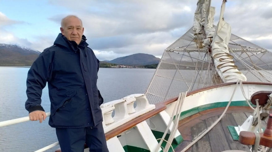 Vicente Faraldo, peluquero del Juan Sebastián de Elcano