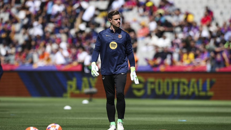 Ter Stegen, en un calentamiento previo a un partido con el Barça