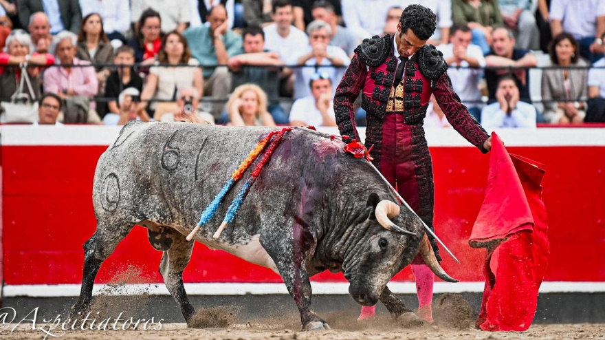 Natural de Morenito de Aranda al cuarto toro de Ana Romero