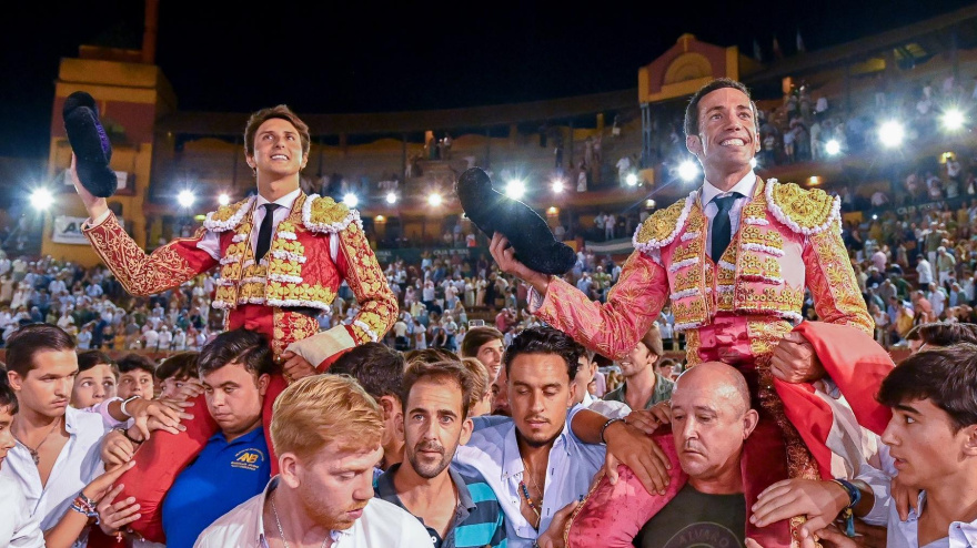 Roca Rey y David de Miranda, a hombros en Huelva este viernes