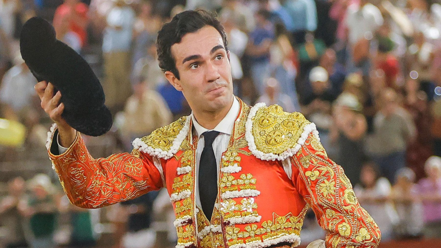 Tomás Rufo, en su salida a hombros este domingo en Ciudad Real