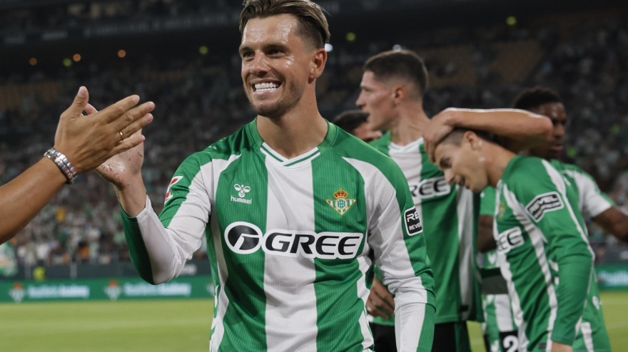 Lo Celso celebra el gol ante el Alavés