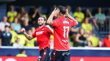 Budimir celebra su gol durante el Villarreal-Osasuna