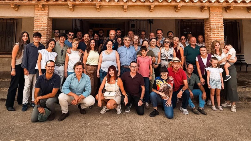 Los abonados de Las Ventas, en la finca Monteviejo de Victorino Martín