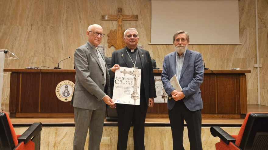 ´Bajo el signo de la cruz´