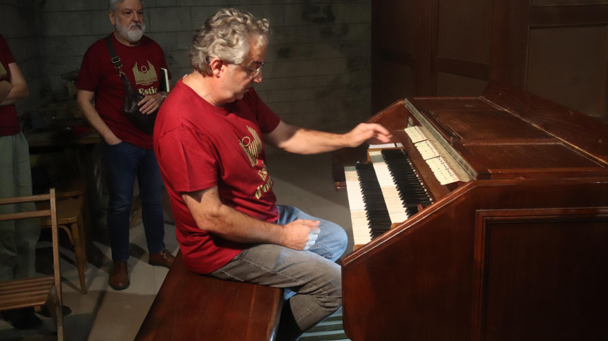 Campaña de donaciones en Banyoles para reparar el órgano de la iglesia de Santa María dels Turers