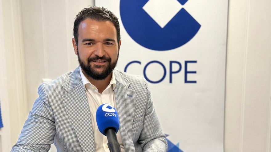 Joaquín Zapata, en los estudios de COPE