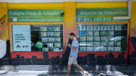 Escaparate de una inmobiliaria