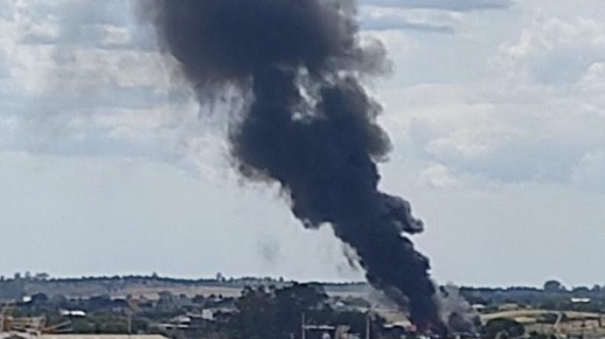 Columna de humo en El Portal