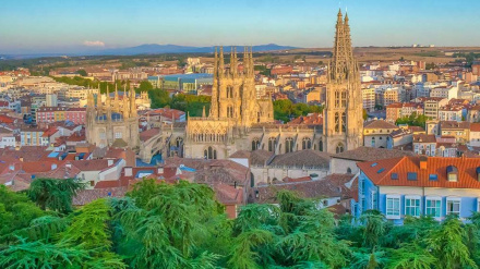 Los hoteles de Burgos esperan un "fin de semana fuerte" por el Pilar, aunque el festivo en domingo frena las reservas