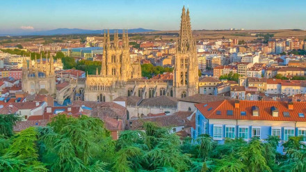Los hoteles de Burgos esperan un "fin de semana fuerte" por el Pilar, aunque el festivo en domingo frena las reservas