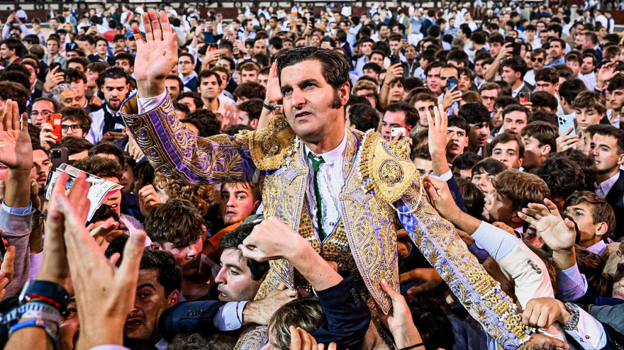 Morante de la Puebla, a hombros en Las Ventas