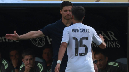 Xabi Alonso y Arda Güler