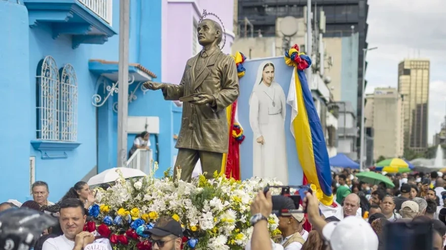 José Gregorio Hernández y la madre Carmen Rendiles, santos venezolanos