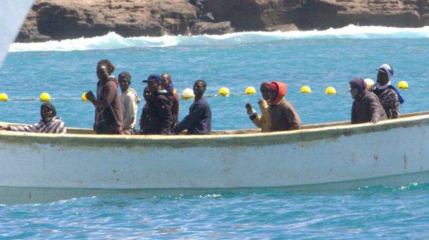 2J1PETD 2J1PETD Spain. 27th Mar, 2022. Arrival of a small boat to the Christians with 12 male migrants from Mali, Senegal and Mauritania all in good health, they had been at sea for 7 days. (Photo by Mercedes Menendez/Pacific Press) Credit: Pacific Press Media Production Corp./Alamy Live News