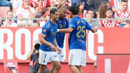 Rondon celebra su gol en Girona con Ilyas y Javi López