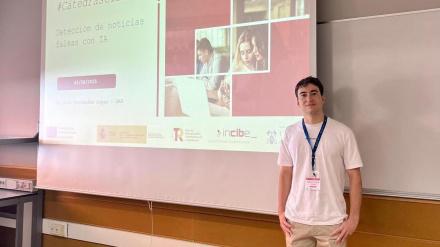 José Fernández López, creador con IA de un algoritmo para la detección de noticias falsas