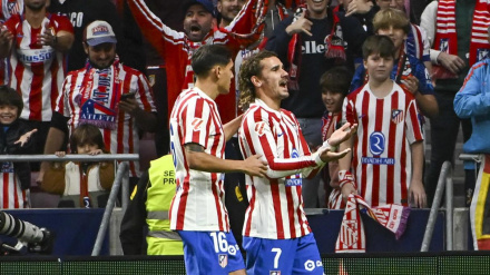 Antoine Griezmann celebra el 3-0 del Atlético contra el Sevilla