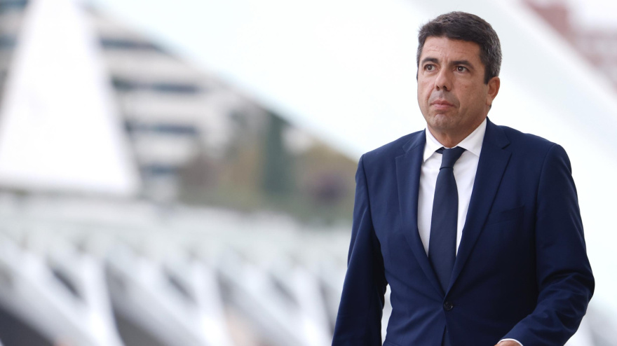 (Foto de ARCHIVO)El presidente de la Generalitat valenciana, Carlos Mazón, a su llegada al homenaje a las víctimas de la dana, en el Museo de las Ciencias Príncipe Felipe, a 29 de octubre de 2025, en Valencia, Comunidad Valenciana (España). Sus Majestades los Reyes y otros cargos institucionales asisten al funeral de estado en memoria de las víctimas de la dana, coincidiendo con el primer aniversario de la catástrofe.Rober Solsona / Europa Press29 OCTUBRE 2025;HOMENAJE;DANA;REYES;FUNERAL DE ESTADO;29/10/2025