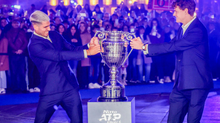 Carlos Alcaraz y Jannik Sinner son los dos grandes favoritos a conquistar el título de maestros.