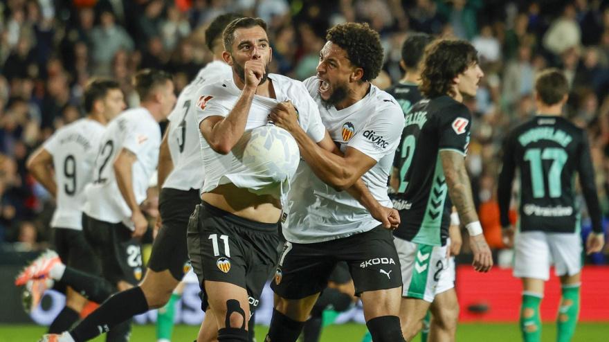 Rioja echó mano de su talento para empatar el partido