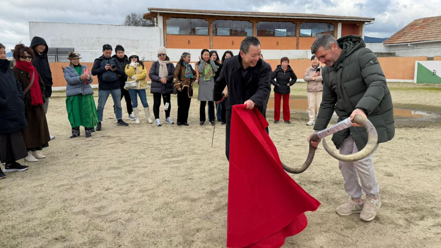 La finca de Baltasar Ibán fue testigo del acercamiento de la comunidad china al toro bravo