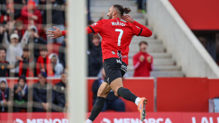 Muriqi celebra su gol, en el Mallorca - Alavés