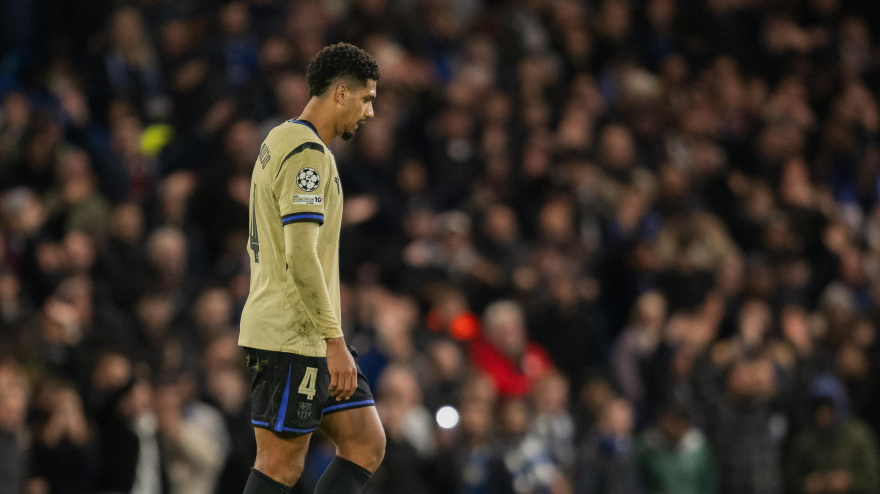 Ronald Araujo, tras su expulsión ante el Chelsea