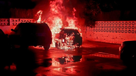 Intervienen de madrugada en Almuñécar por el incendio de dos vehículos en la calle