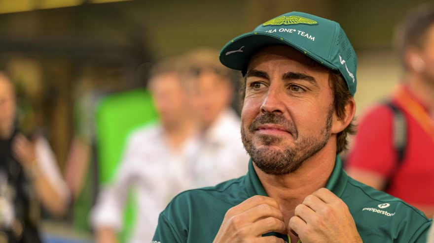 Fernando Alonso durante el GP de Abu Dabi en el circuito de Yas Marina