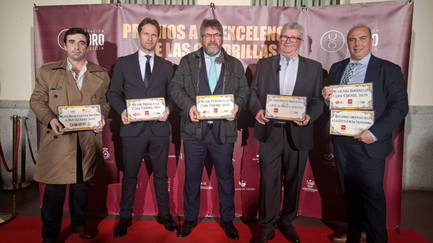 Varios de los premiados este miércoles en la Sala Bienvenida de Las Ventas